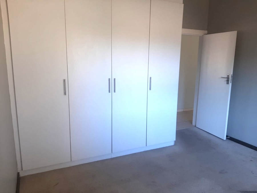 2 Bedroom Property for Sale in Lilianton Gauteng