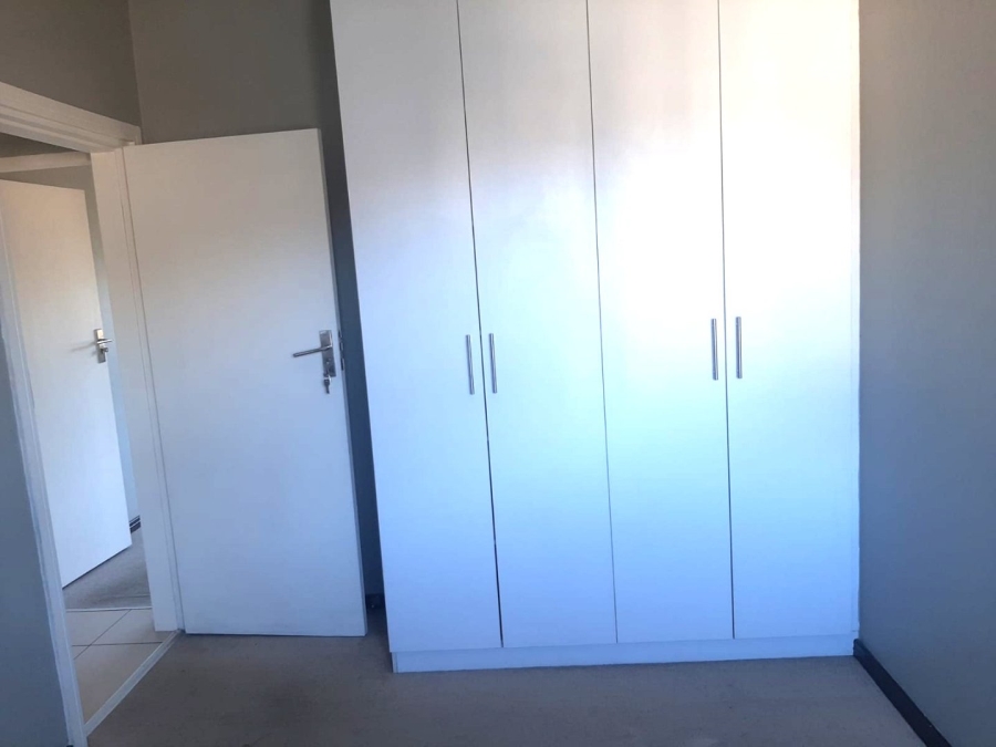 2 Bedroom Property for Sale in Lilianton Gauteng