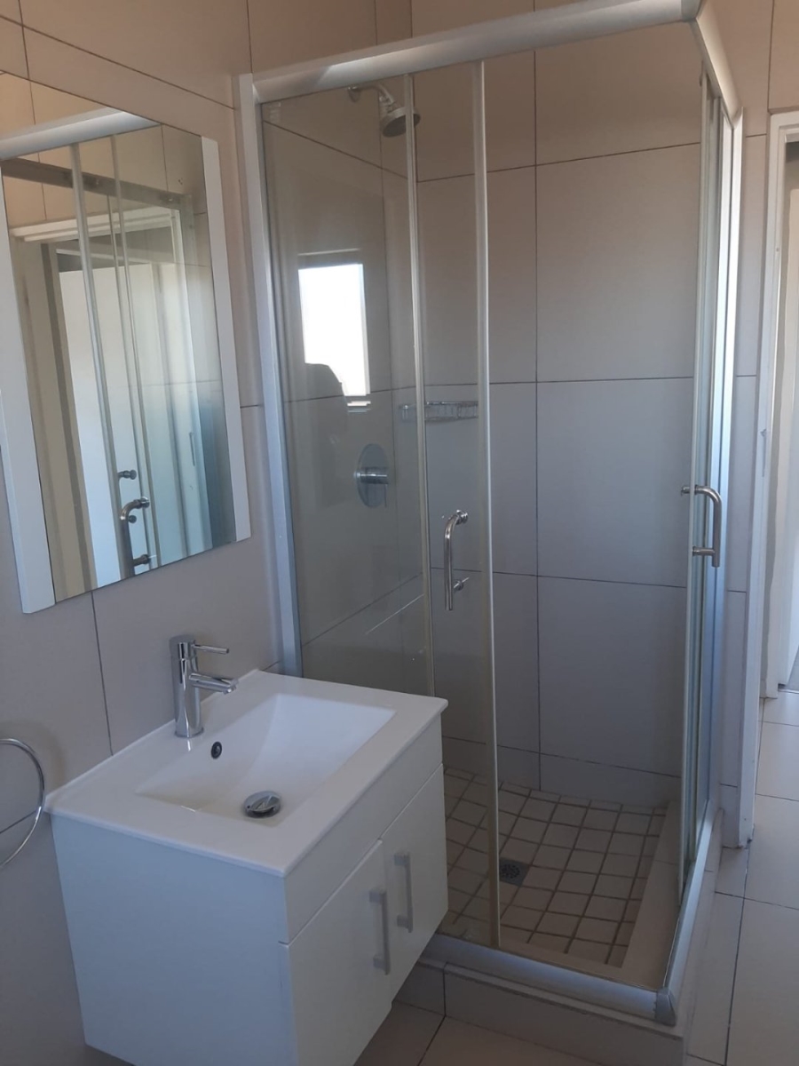 2 Bedroom Property for Sale in Lilianton Gauteng