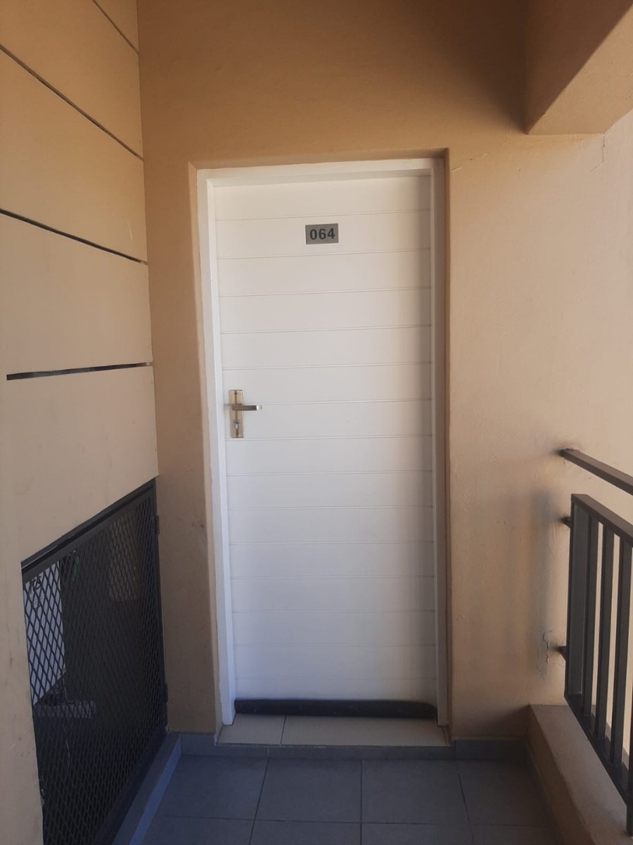 2 Bedroom Property for Sale in Lilianton Gauteng