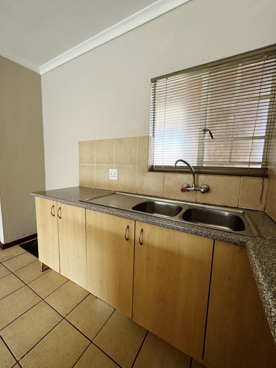 3 Bedroom Property for Sale in Glen Lauriston Gauteng