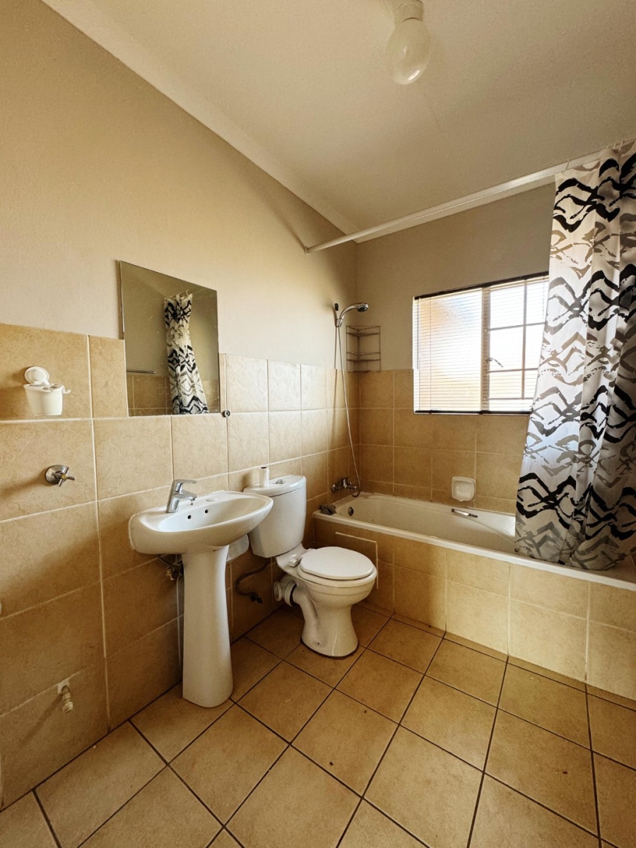 3 Bedroom Property for Sale in Glen Lauriston Gauteng