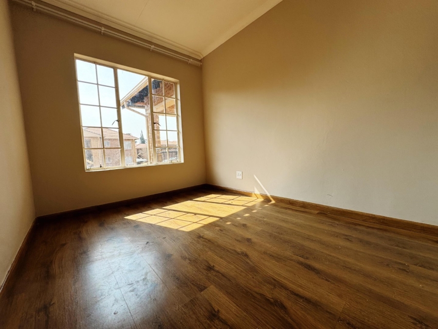 3 Bedroom Property for Sale in Glen Lauriston Gauteng