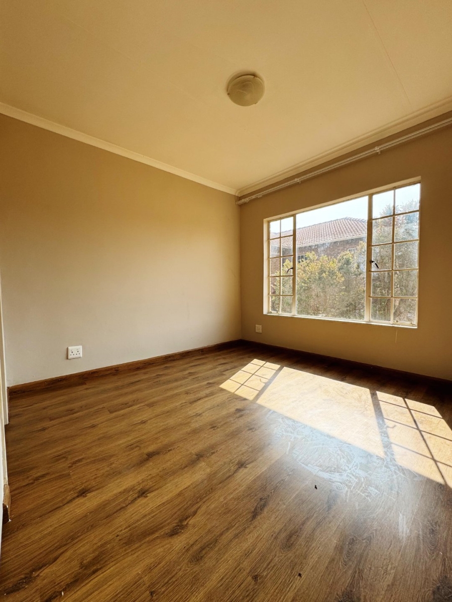 3 Bedroom Property for Sale in Glen Lauriston Gauteng