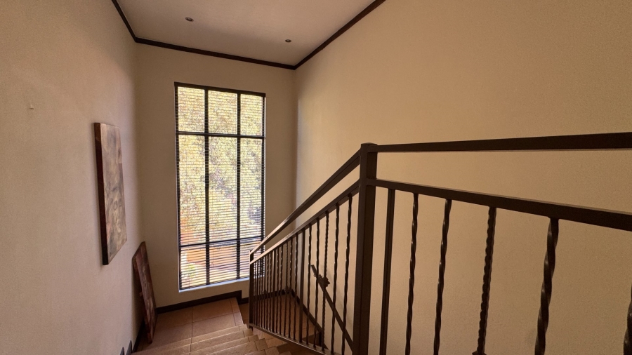 3 Bedroom Property for Sale in Three Rivers Proper Gauteng