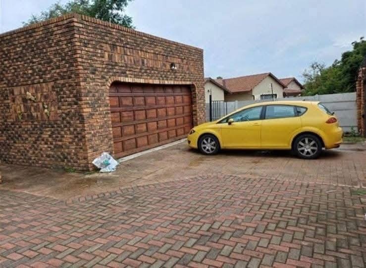 4 Bedroom Property for Sale in Dalpark Ext 1 Gauteng