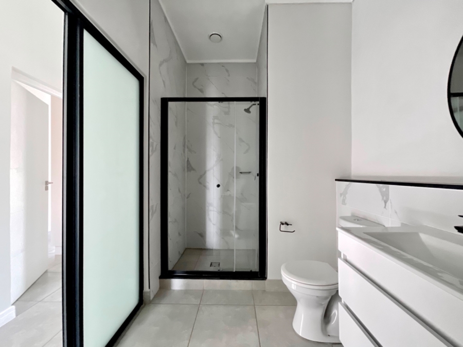 To Let 3 Bedroom Property for Rent in Woodmead Gauteng