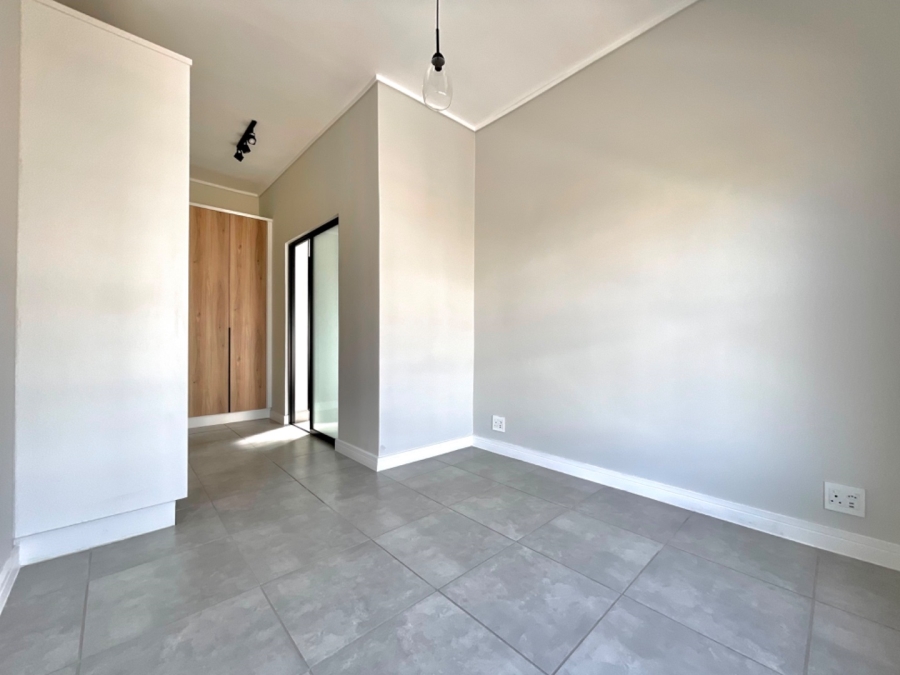 To Let 3 Bedroom Property for Rent in Woodmead Gauteng
