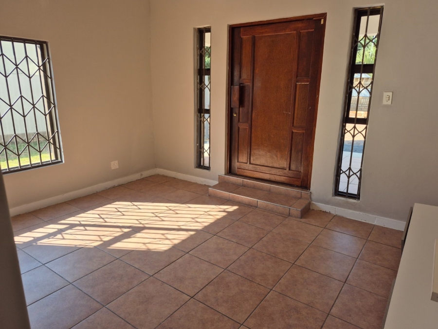 To Let 5 Bedroom Property for Rent in The Reeds Gauteng
