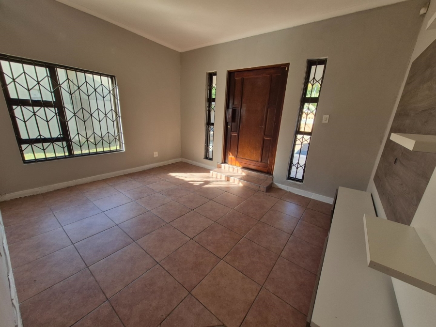 To Let 5 Bedroom Property for Rent in The Reeds Gauteng