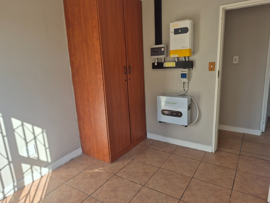 To Let 5 Bedroom Property for Rent in The Reeds Gauteng