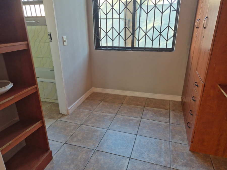 To Let 5 Bedroom Property for Rent in The Reeds Gauteng