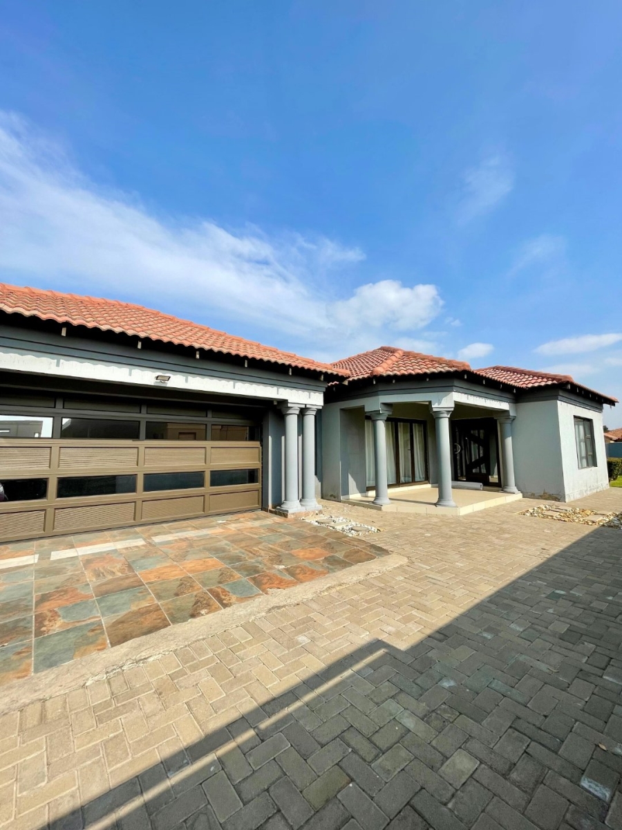  Bedroom Property for Sale in Risiville Gauteng