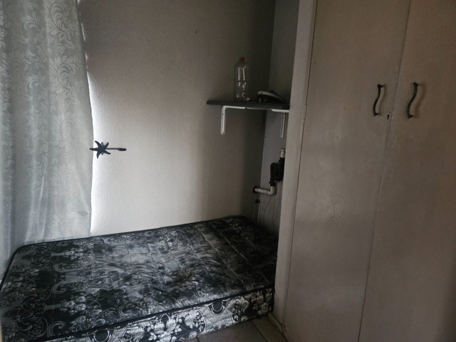 3 Bedroom Property for Sale in Crystal Park Gauteng