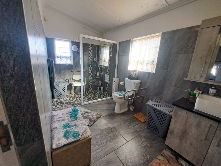 Commercial Property for Sale in Hallgate Gauteng