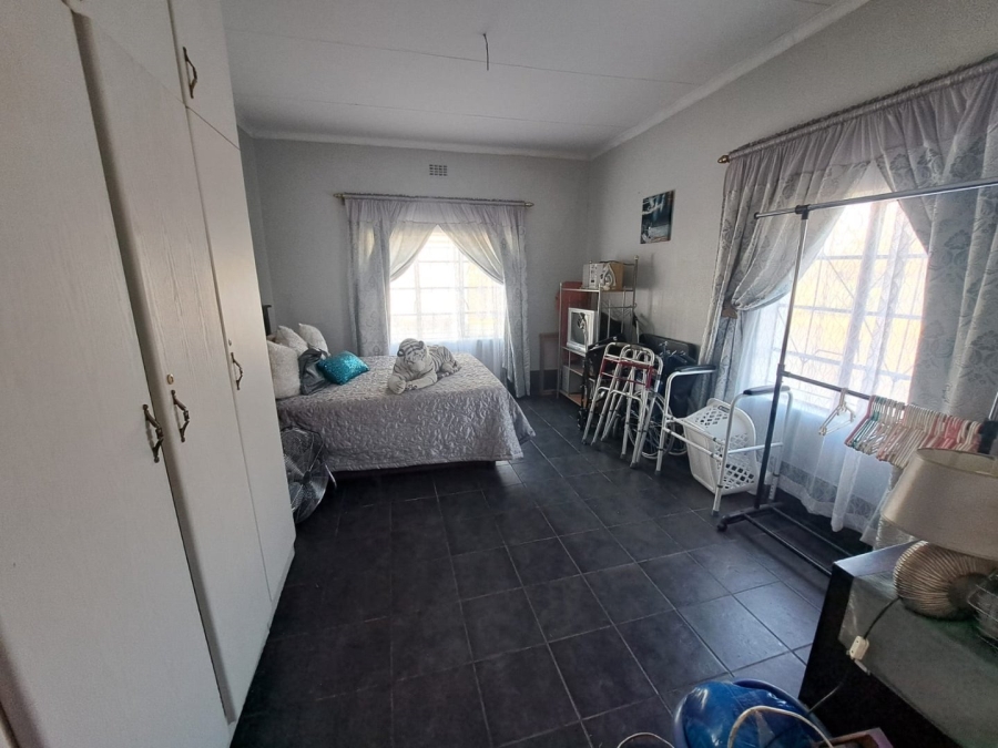 Commercial Property for Sale in Hallgate Gauteng