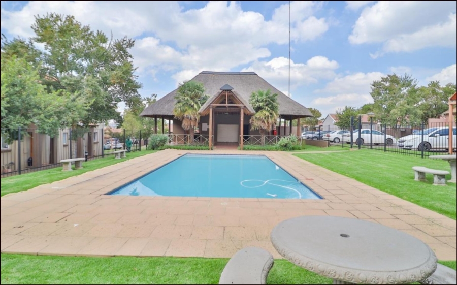 3 Bedroom Property for Sale in Aloe Ridge Estate Gauteng