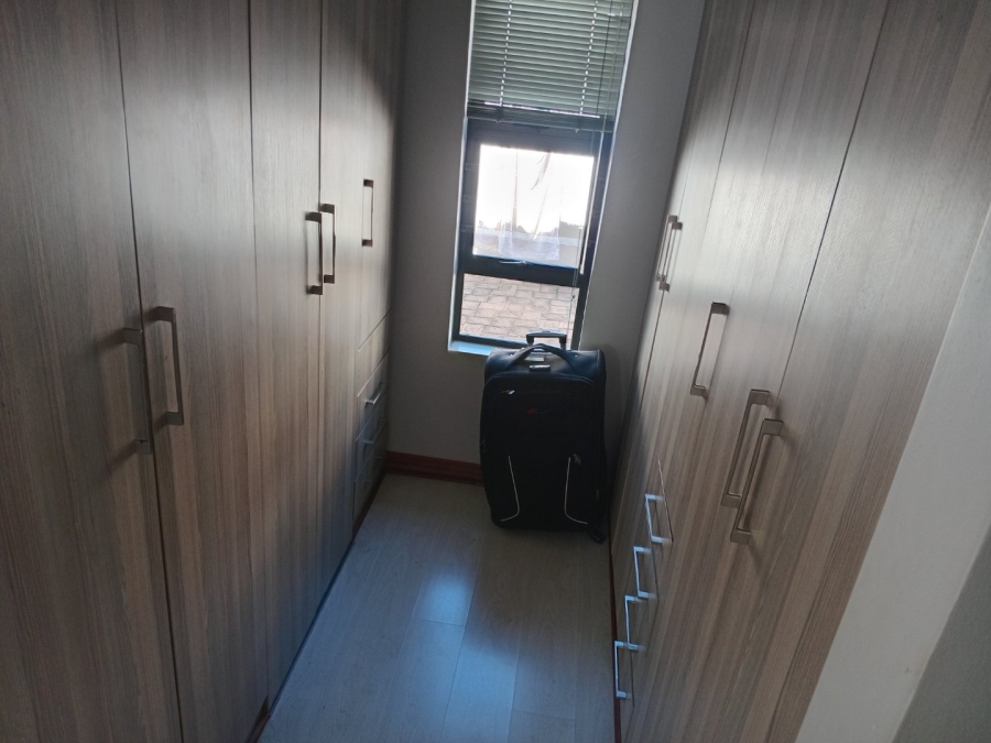 3 Bedroom Property for Sale in Rua Vista Gauteng