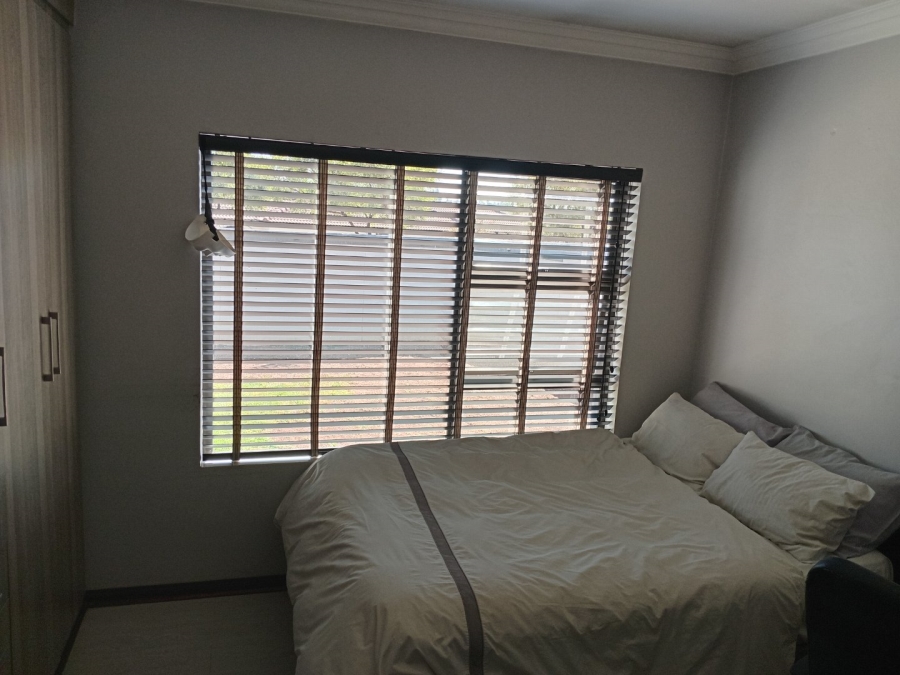 3 Bedroom Property for Sale in Rua Vista Gauteng