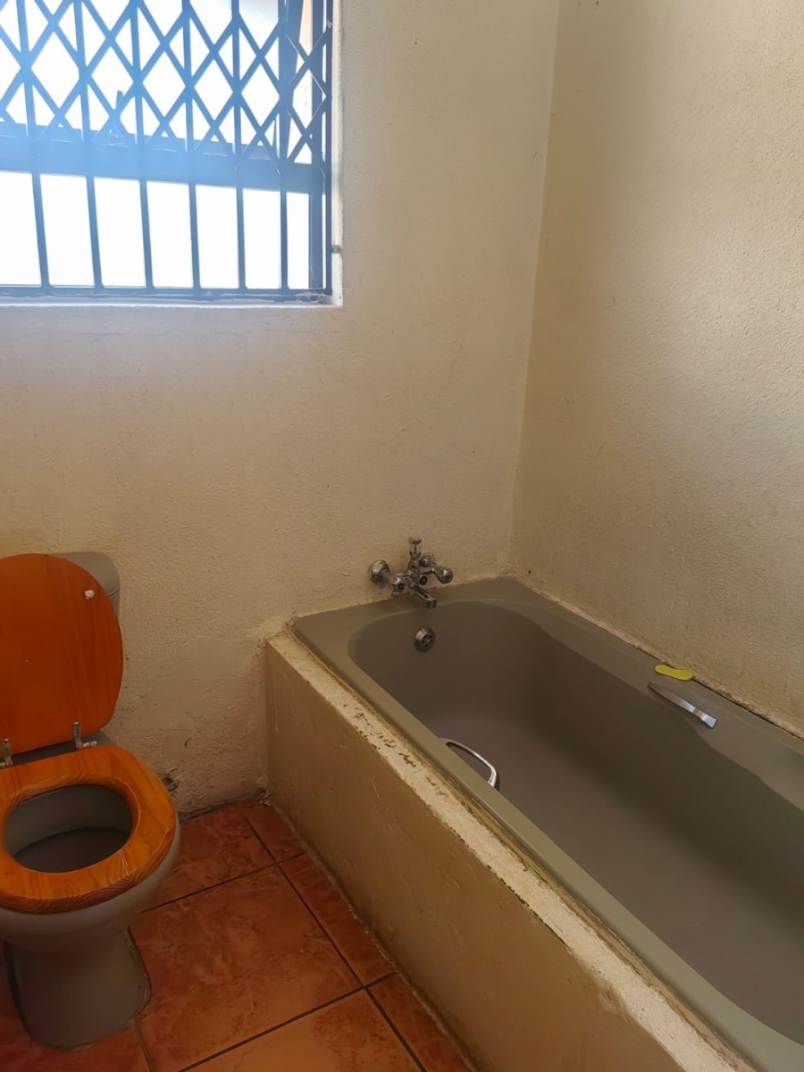 3 Bedroom Property for Sale in Vosloorus Ext 25 Gauteng