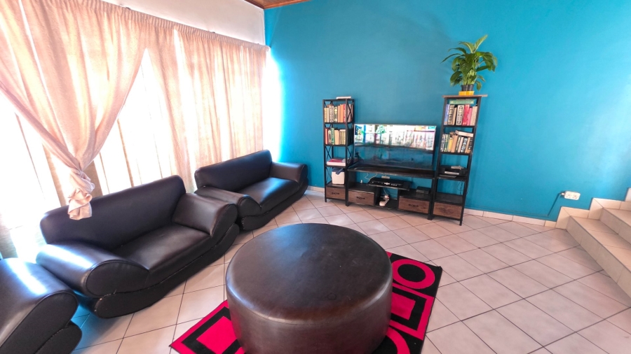 3 Bedroom Property for Sale in Laudium Gauteng