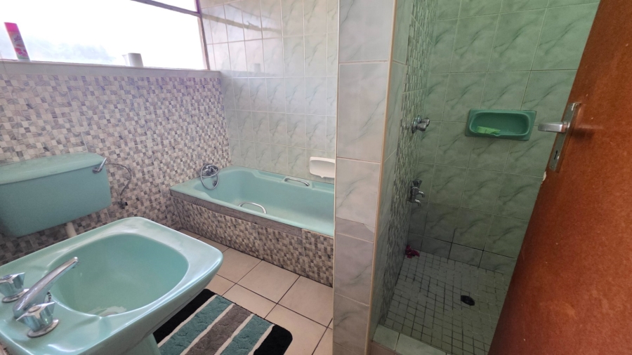 3 Bedroom Property for Sale in Laudium Gauteng