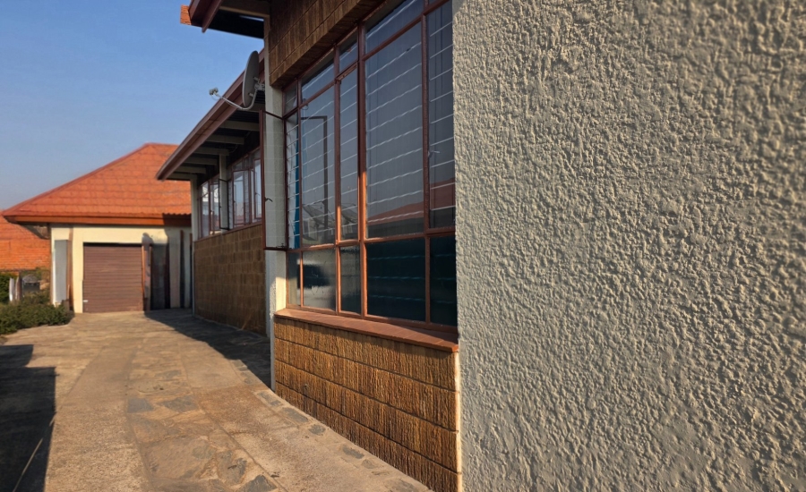 3 Bedroom Property for Sale in Laudium Gauteng