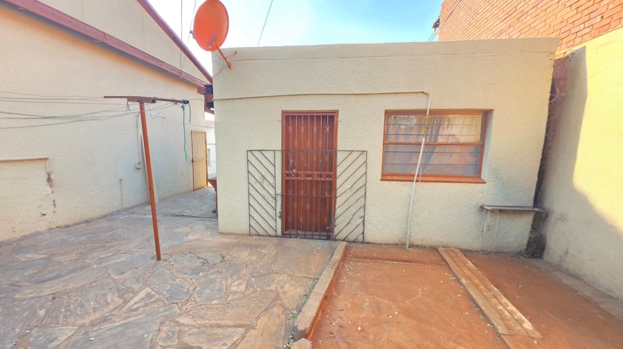 3 Bedroom Property for Sale in Laudium Gauteng