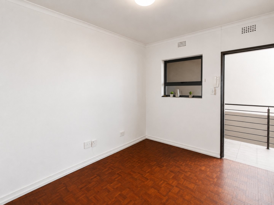 1 Bedroom Property for Sale in Edenvale Central Gauteng