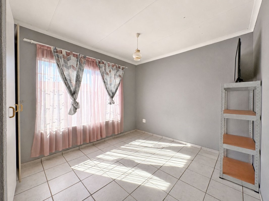 2 Bedroom Property for Sale in Eden Glen Gauteng