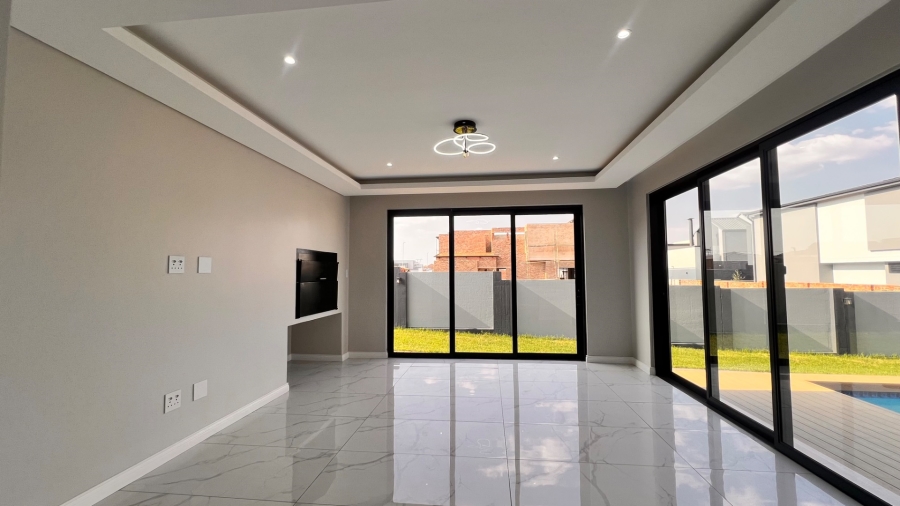 4 Bedroom Property for Sale in Fountainbrook Estate Gauteng