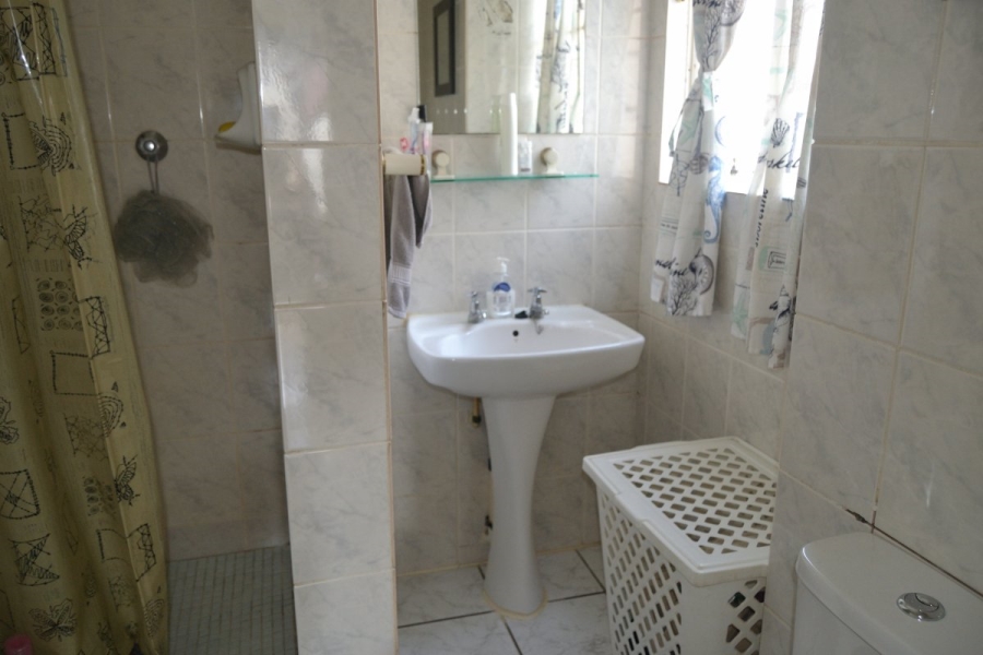 2 Bedroom Property for Sale in Eden Glen Gauteng