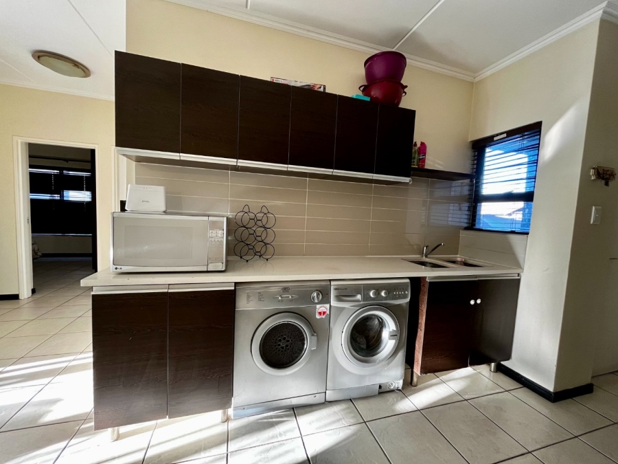 3 Bedroom Property for Sale in Gleneagles Gauteng