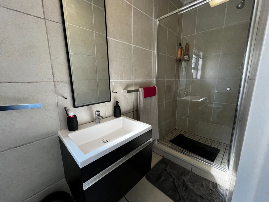 3 Bedroom Property for Sale in Gleneagles Gauteng