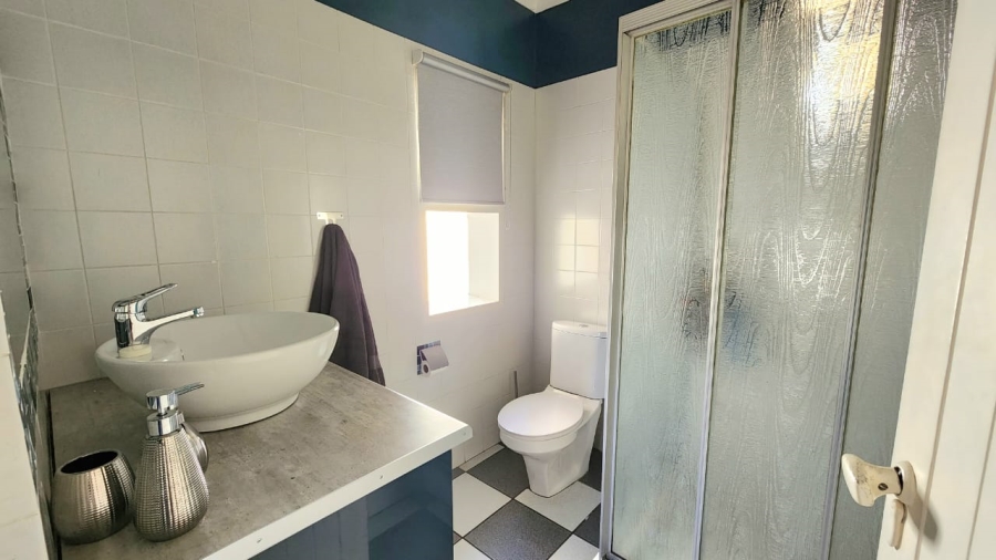 7 Bedroom Property for Sale in Winchester Hills Gauteng