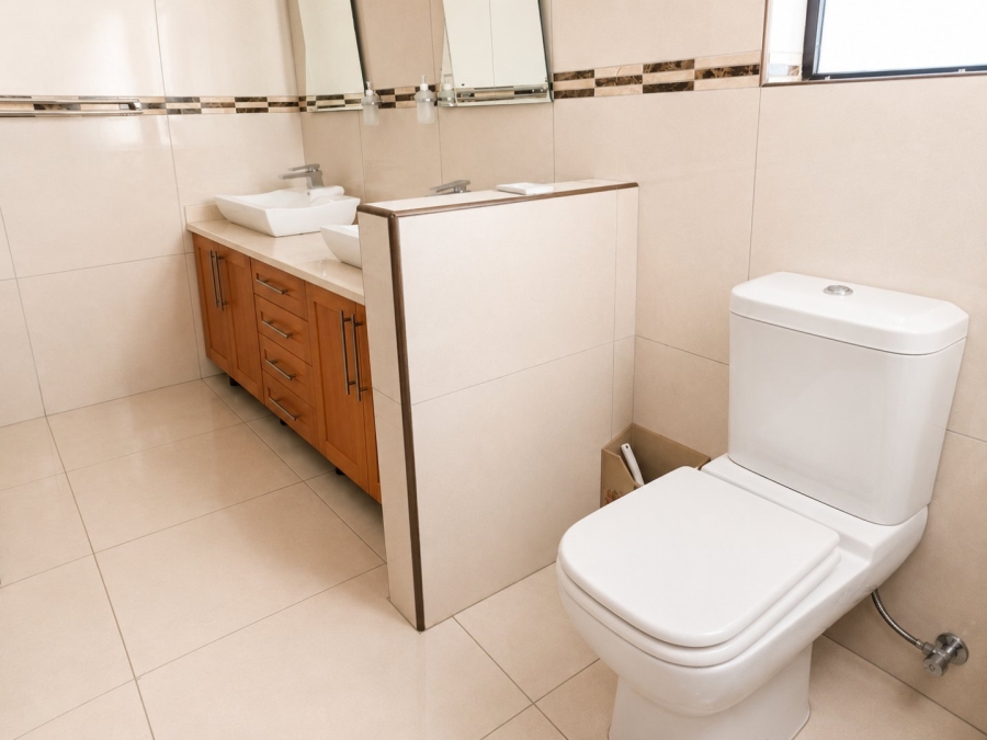 4 Bedroom Property for Sale in Rietvlei Ridge Country Estate Gauteng