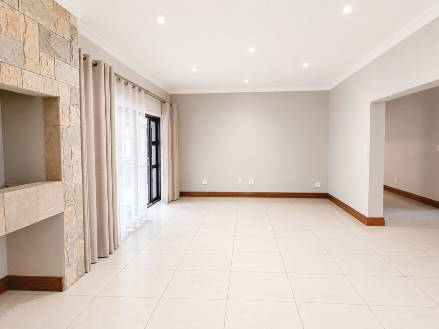 4 Bedroom Property for Sale in Rietvlei Ridge Country Estate Gauteng