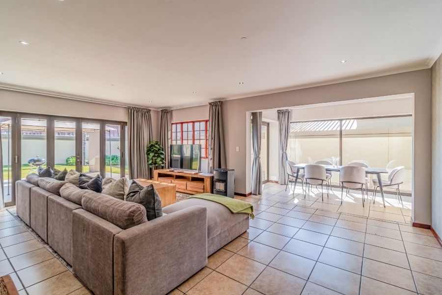3 Bedroom Property for Sale in Bedfordview Gauteng