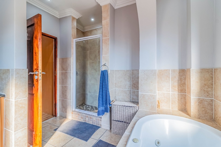 3 Bedroom Property for Sale in Bedfordview Gauteng