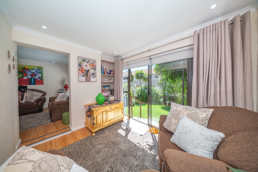 1 Bedroom Property for Sale in Eden Glen Gauteng