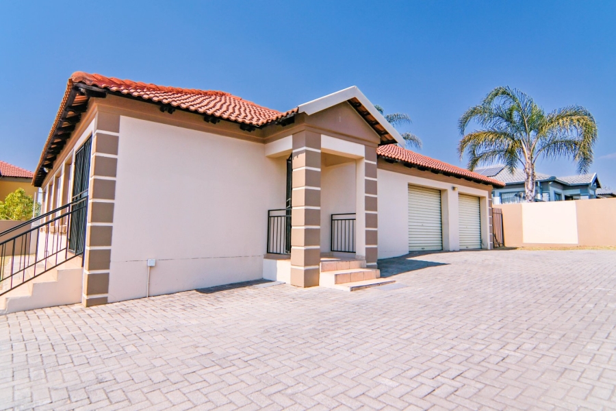 To Let 3 Bedroom Property for Rent in The Reeds Gauteng
