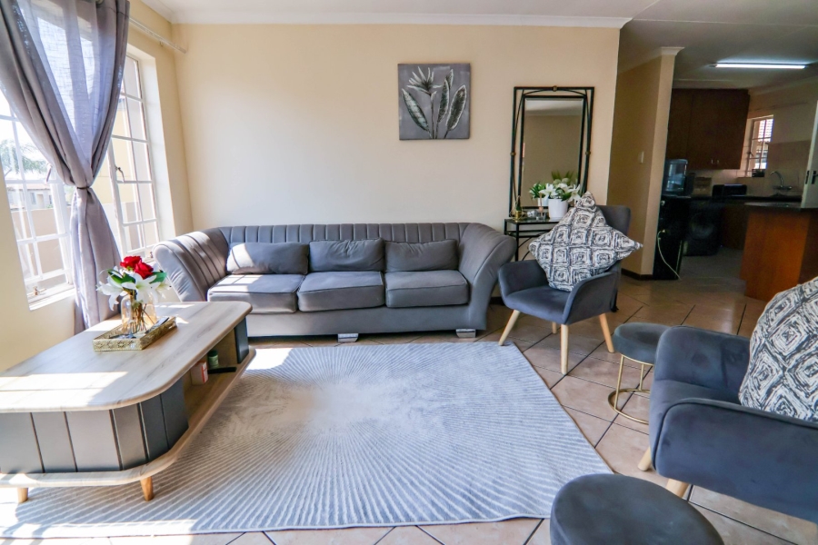 To Let 3 Bedroom Property for Rent in The Reeds Gauteng