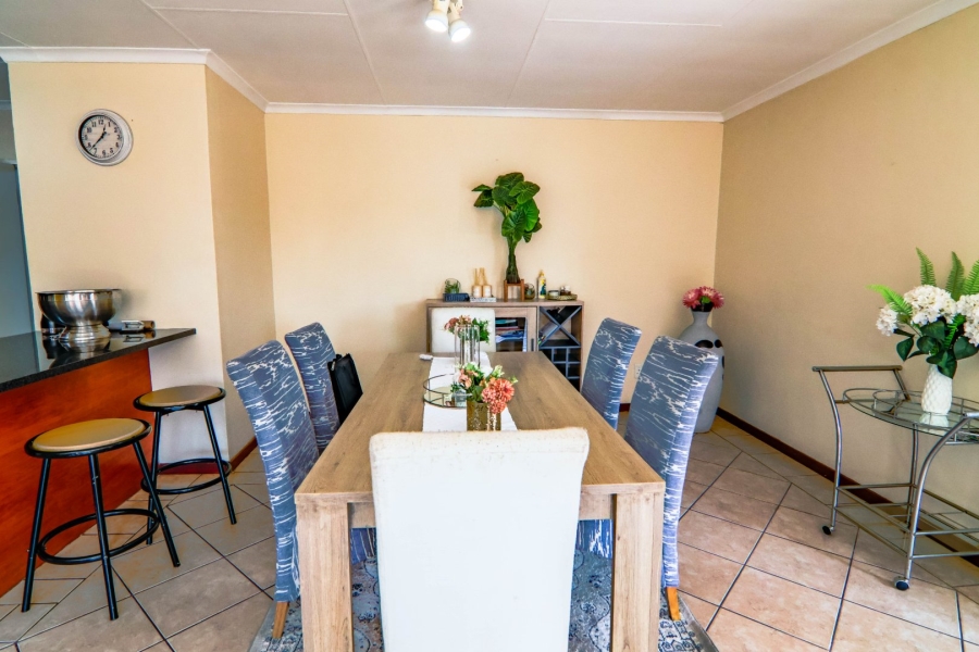 To Let 3 Bedroom Property for Rent in The Reeds Gauteng