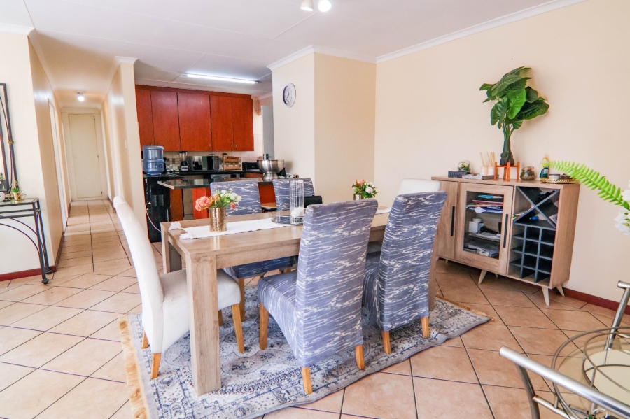 To Let 3 Bedroom Property for Rent in The Reeds Gauteng