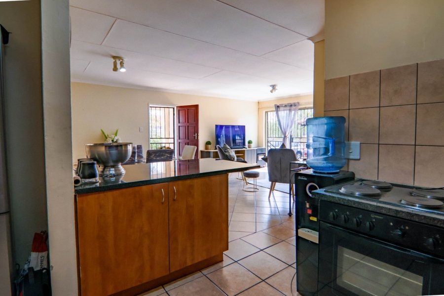 To Let 3 Bedroom Property for Rent in The Reeds Gauteng