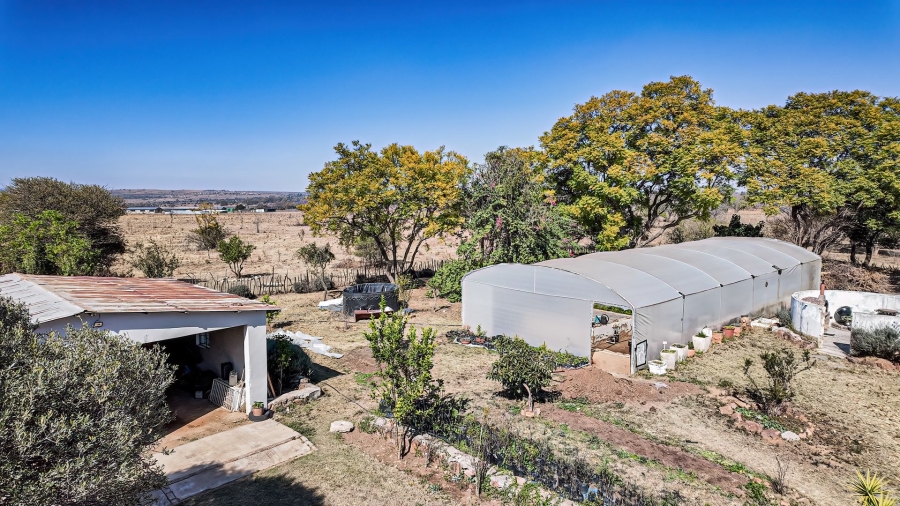 Commercial Property for Sale in Dinokeng Game Reserve Gauteng