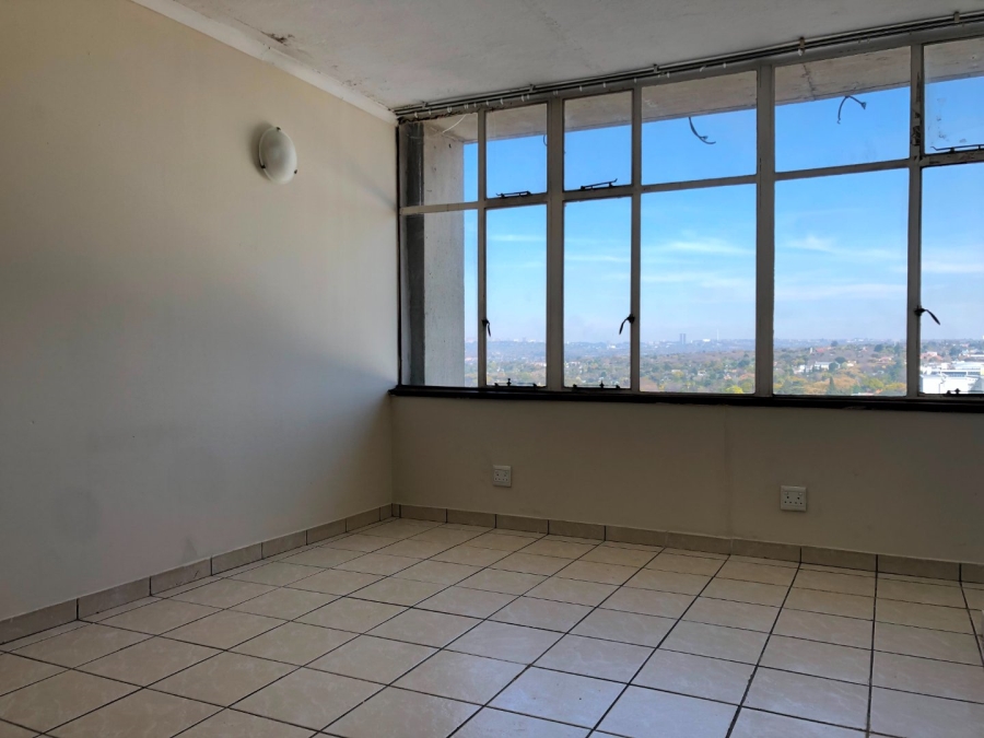 To Let 1 Bedroom Property for Rent in Randburg Central Gauteng