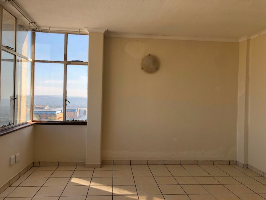 To Let 1 Bedroom Property for Rent in Randburg Central Gauteng