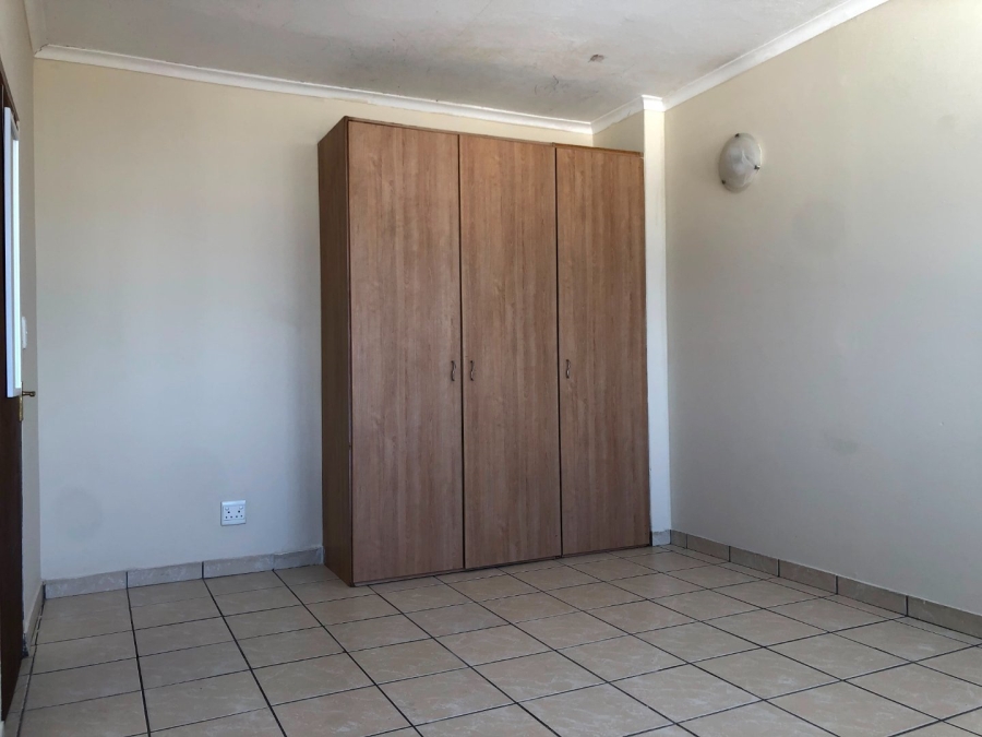 To Let 1 Bedroom Property for Rent in Randburg Central Gauteng