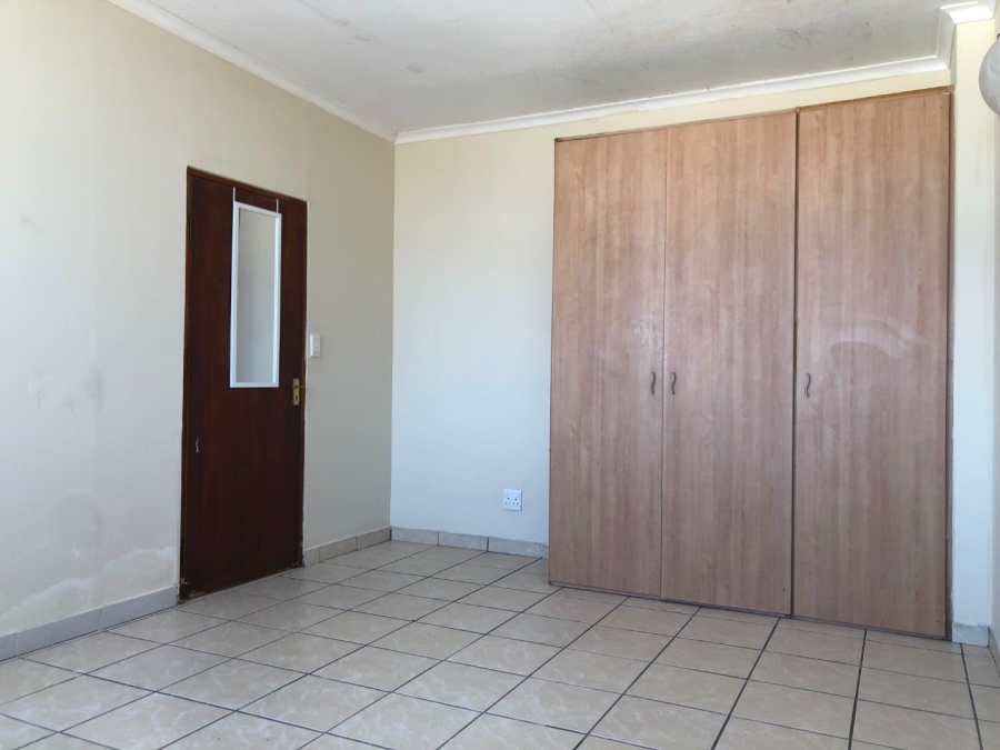 To Let 1 Bedroom Property for Rent in Randburg Central Gauteng